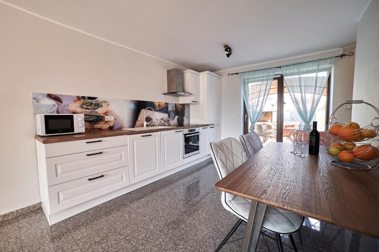 Haus Mila Villa Pavicini Eksteriør billede