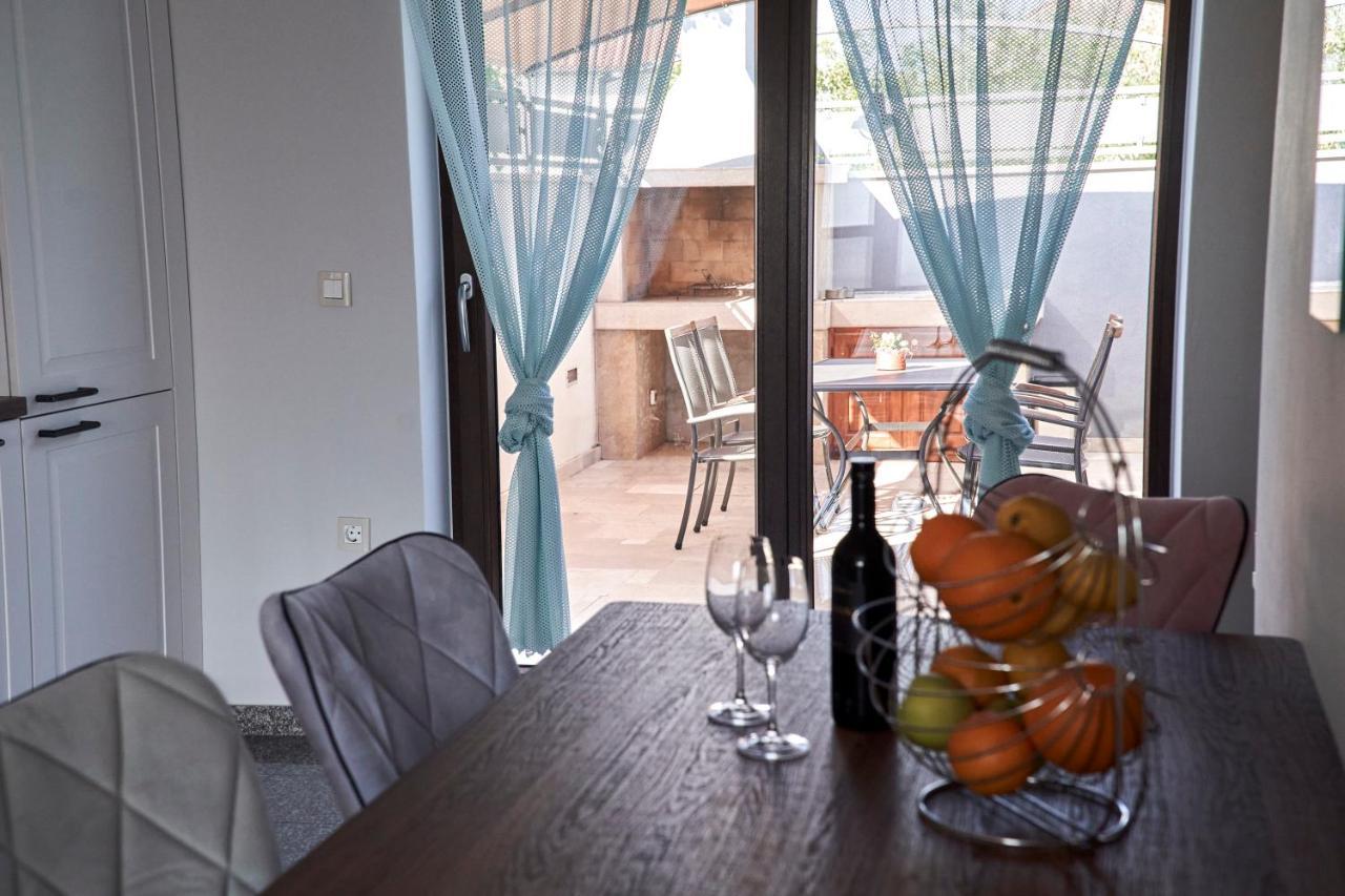 Haus Mila Villa Pavicini Eksteriør billede