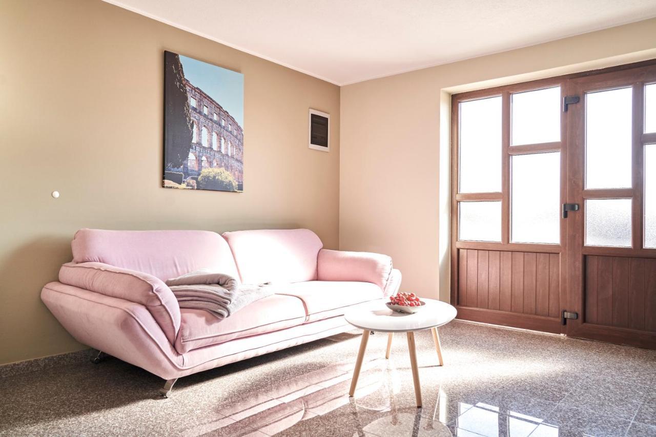 Haus Mila Villa Pavicini Eksteriør billede